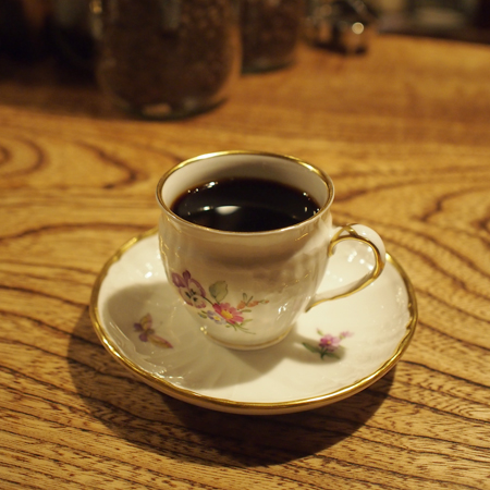 盛岡本町通の喫茶店「機屋」のオールドコーヒー